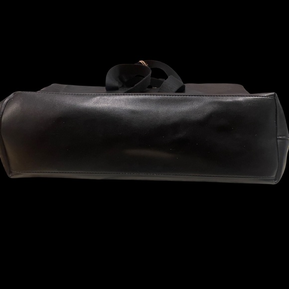 EXPRESSIONS NYC SOHO TOTE | Black |Vegan Leather | Shoulder Bag | - Picture 7 of 14